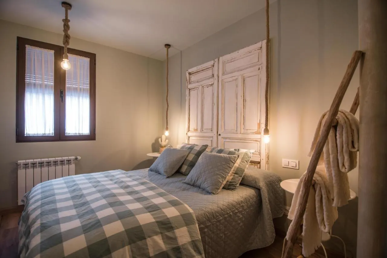 La Casita De Candela Toledo 0*,